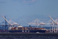 Longshore Union Firmly Adopts an “Absolute, Impeccable” Anti-Automation Stance