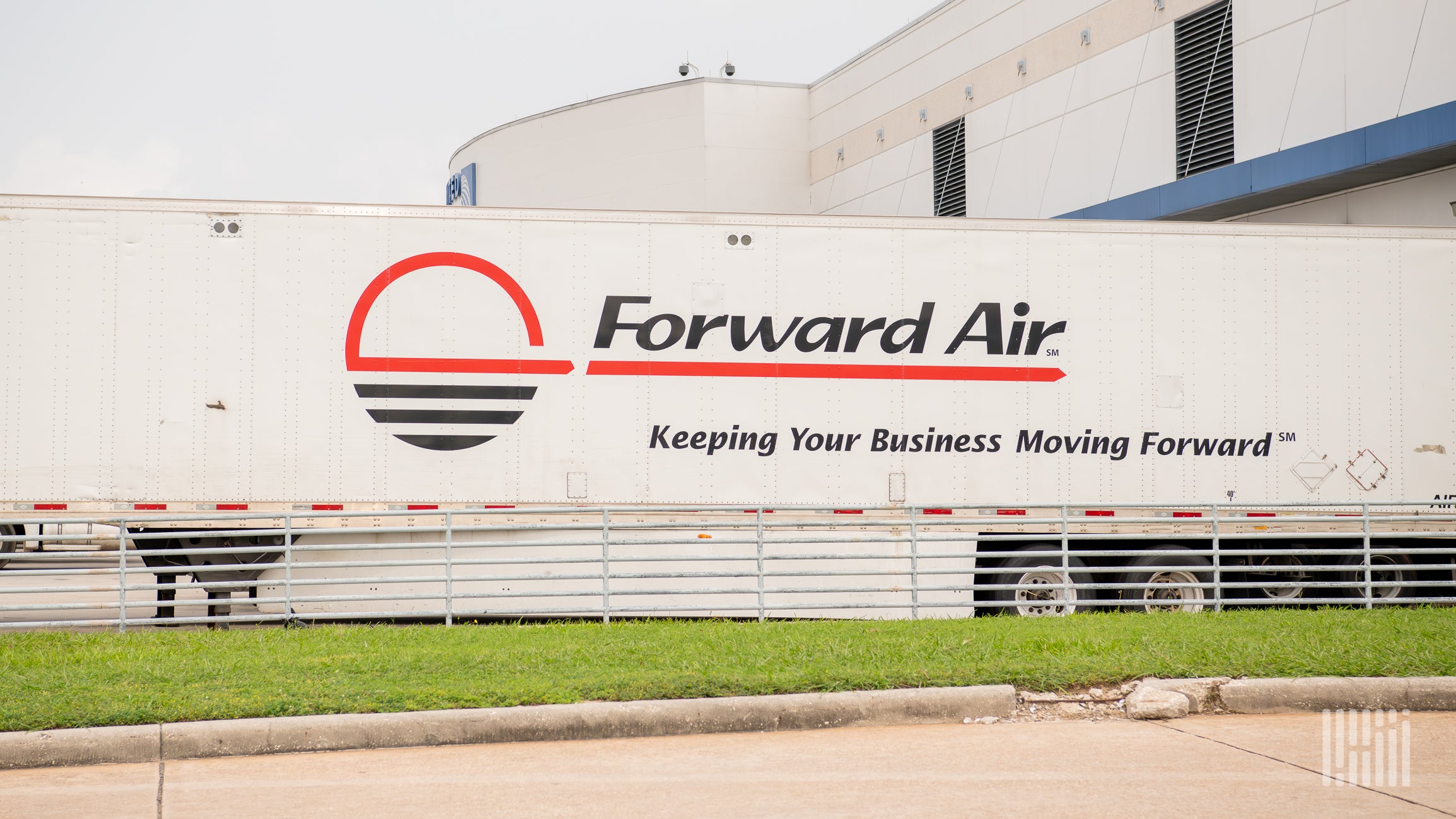 Calls for Forward Air to Consider Sale Gain Momentum