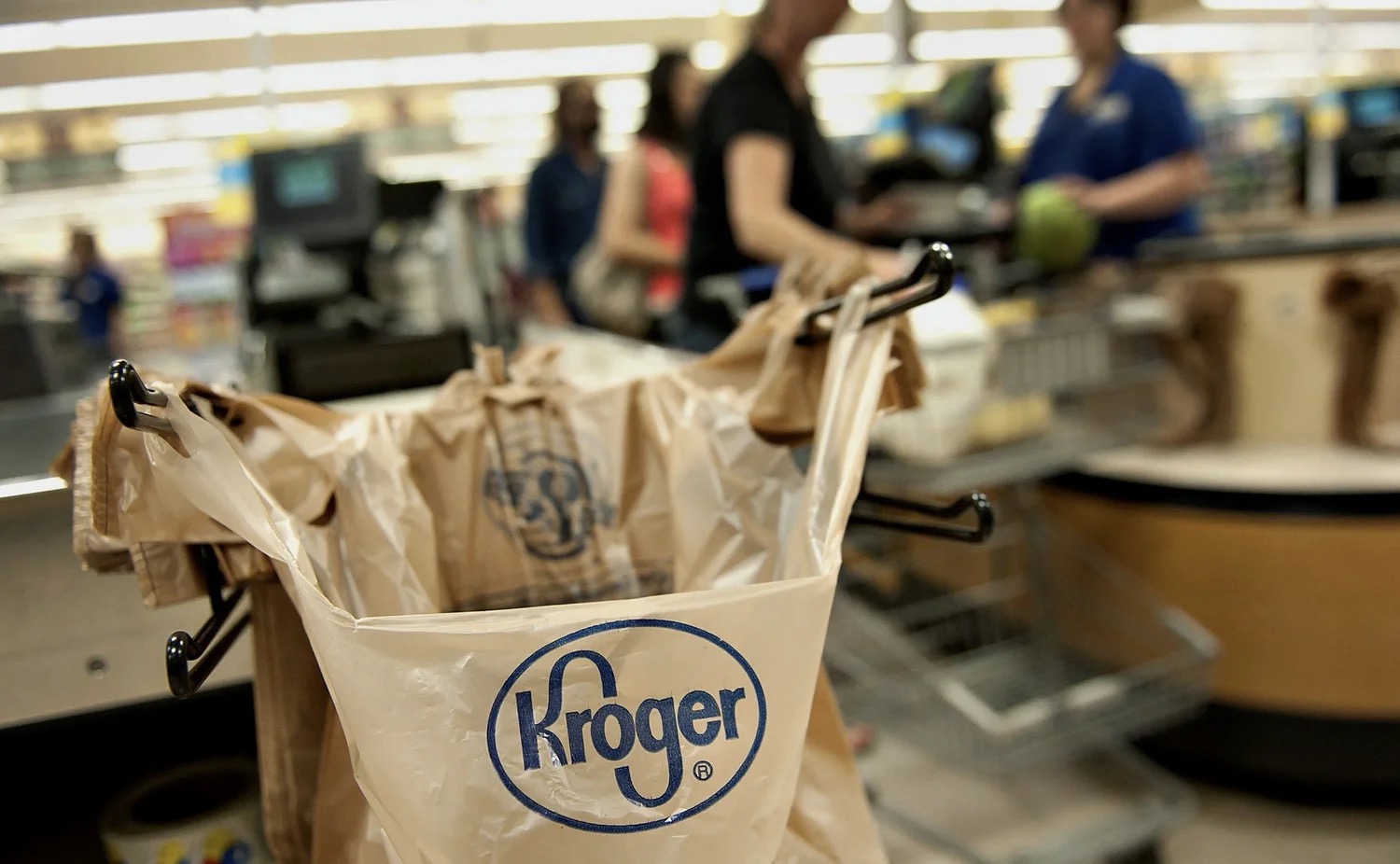 Kroger关闭3座Ocado机器人仓库并支付3.5亿美元违约金：集中式自动化履约模式为何在美国杂货市场全面溃败