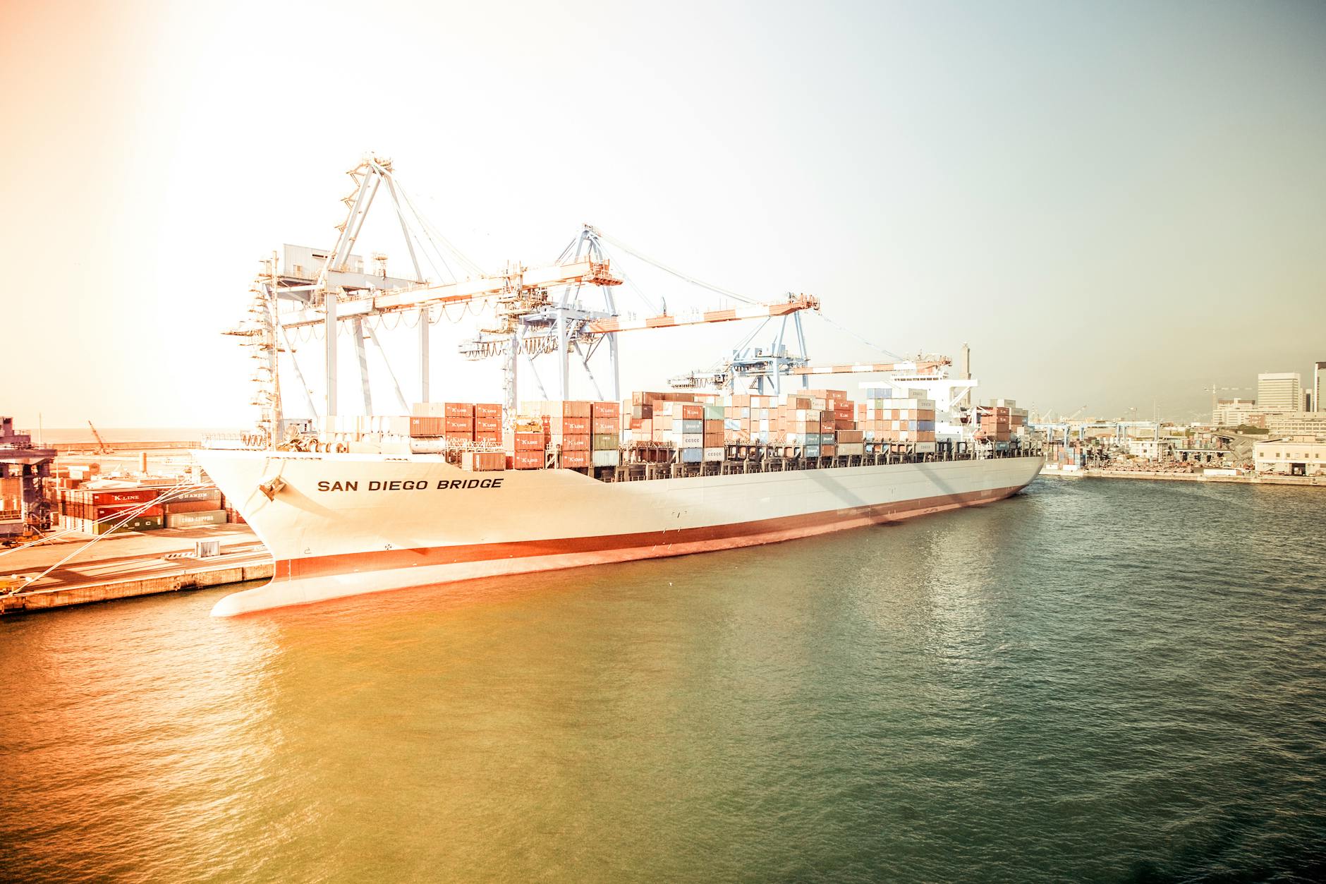 UAE and Saudi Arabia Forge New Trade Corridor Amid Strait of Hormuz Supply Chain Crisis