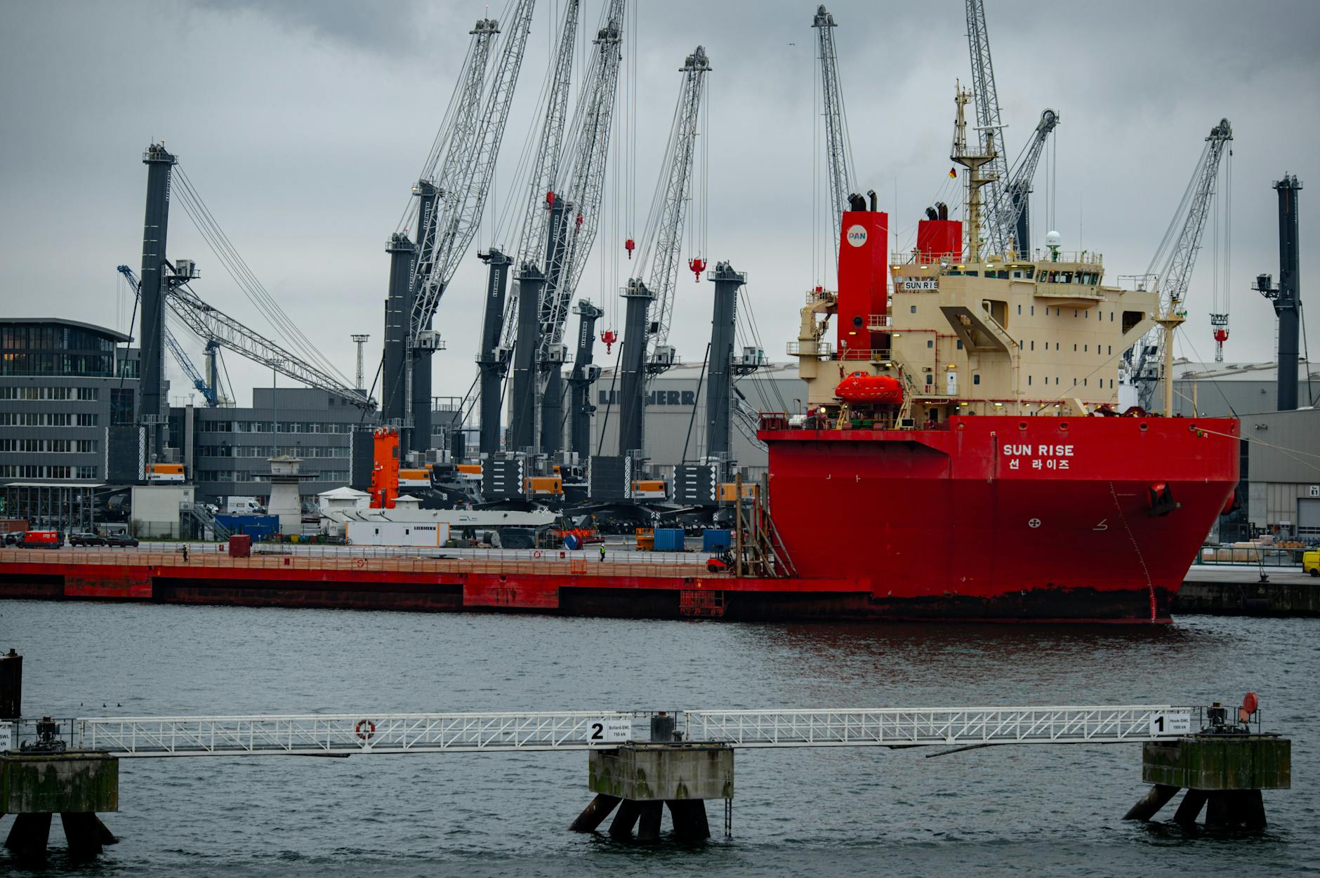 Middle East Turmoil Unleashes Havoc on Global Supply Chains