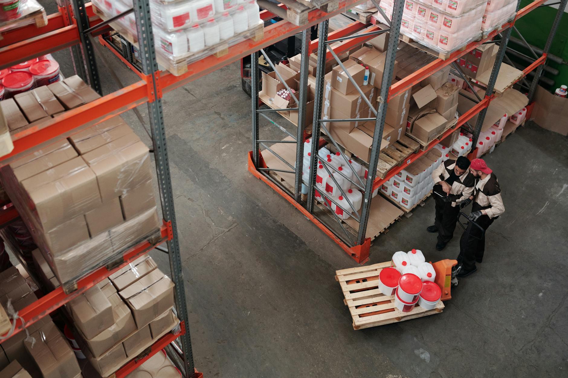 FedEx Q3 Earnings Show Resilience: Limited Supply Chain Impact from Middle East Conflict, Air Cargo Market Demonstrates Adaptability
