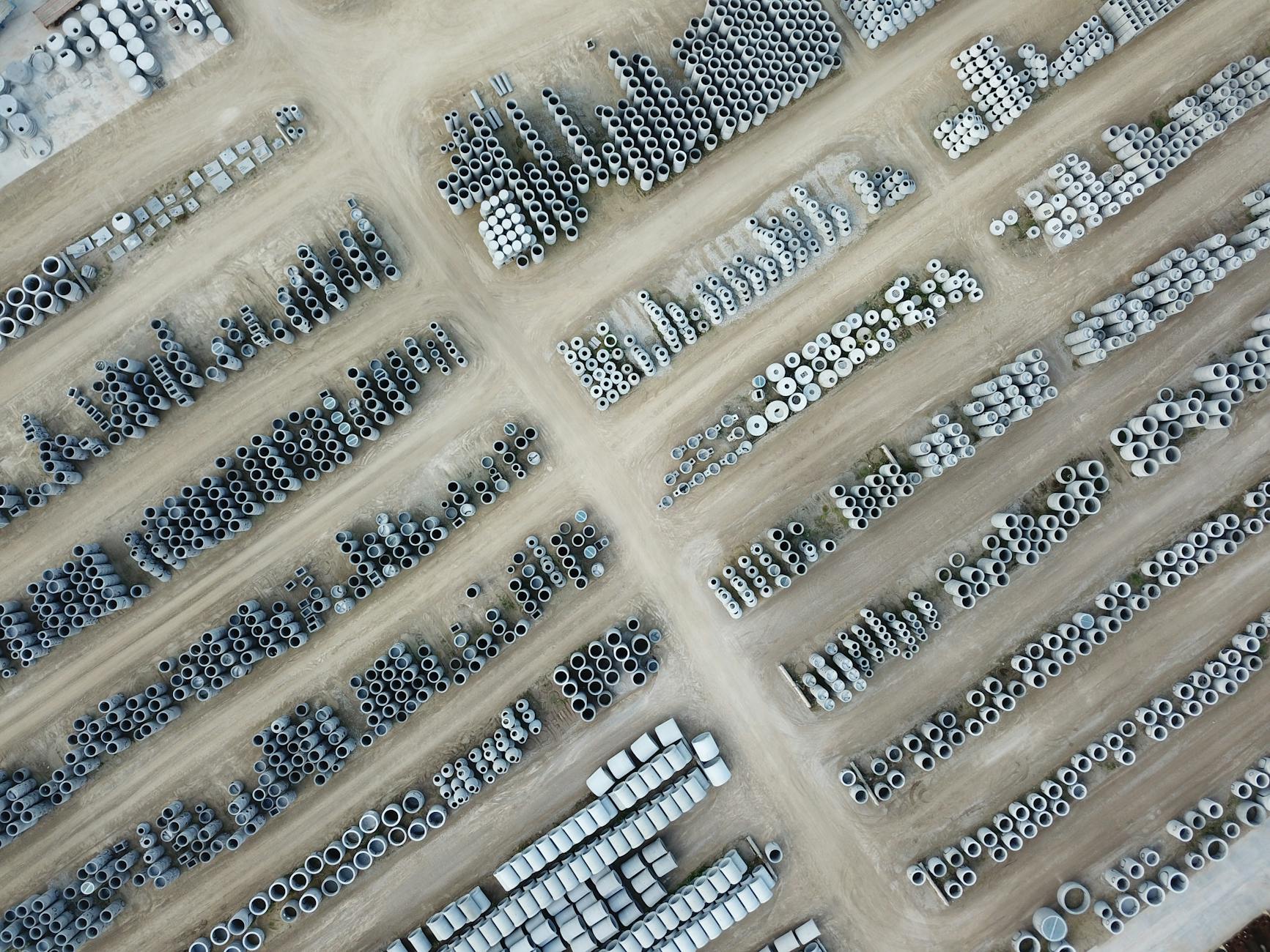 Supply Chain Resilience: The Rise of Trailer Storage in a Volatile Market