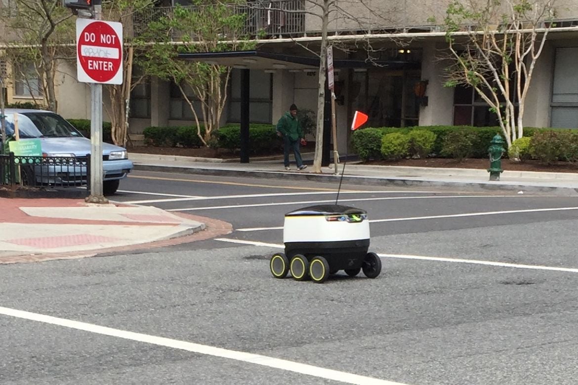 China’s Sidewalk Delivery Robots: A Model for US States