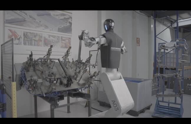 Humanoid机器人完成汽车物流实测：HMND 01 Alpha可处理8kg双臂负载