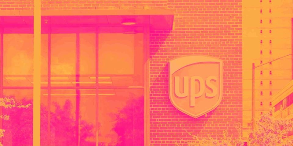 UPS营收21.2亿美元微降1.6%，FedEx增长8.3%领跑空运物流股