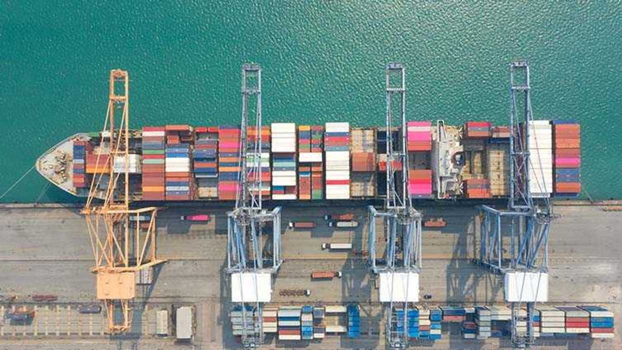 美西海运价涨至5700美元/FEU，早高峰推高跨太平洋运价19%