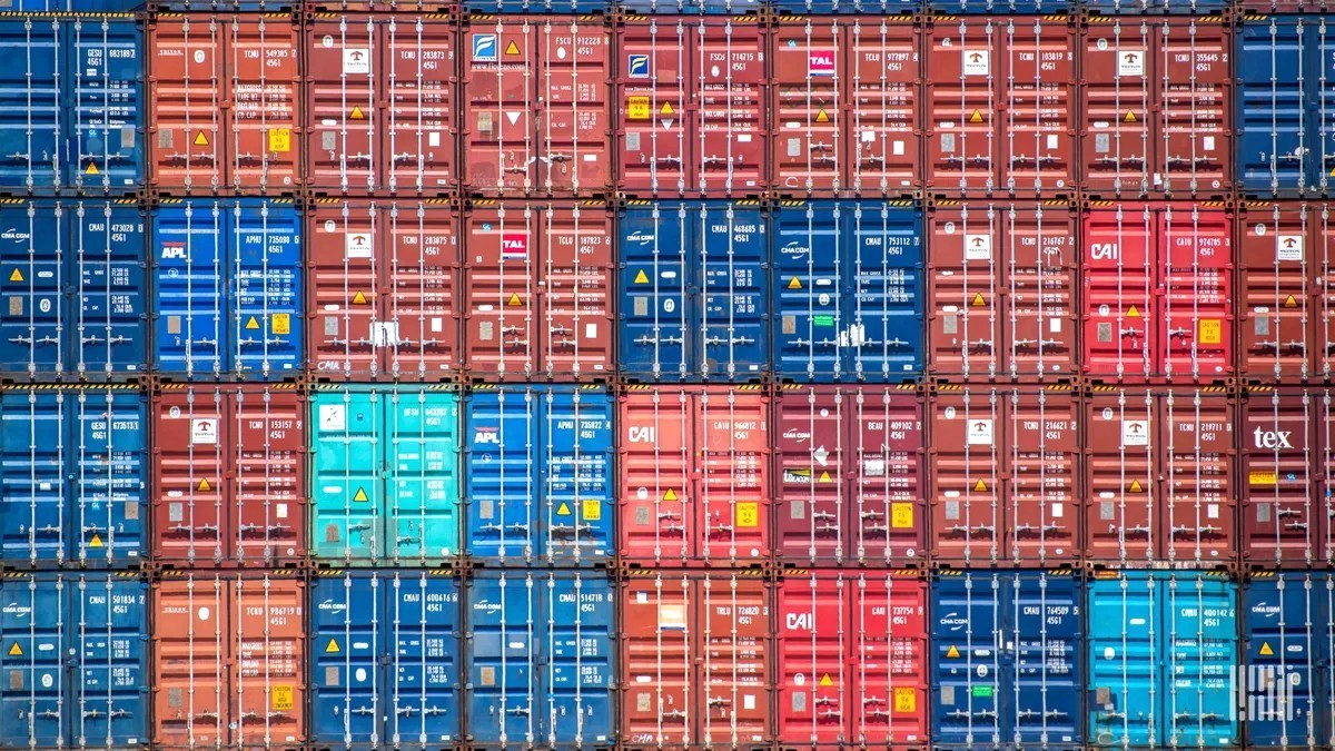 集装箱运价单周飙升1000美元 — FreightWaves