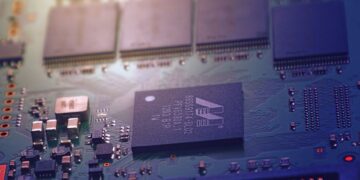 TSMC revenue up 33.7%, ASML ships 86 lithography machines