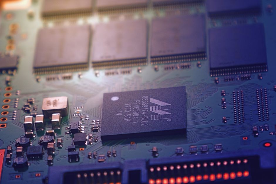 TSMC revenue up 33.7%, ASML ships 86 lithography machines