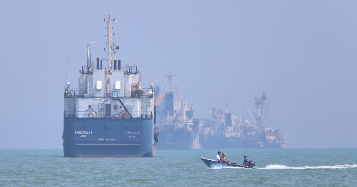 Ormuz Crisis Halts $125B in Cargo, Asia Builds Supply Chain Resilience