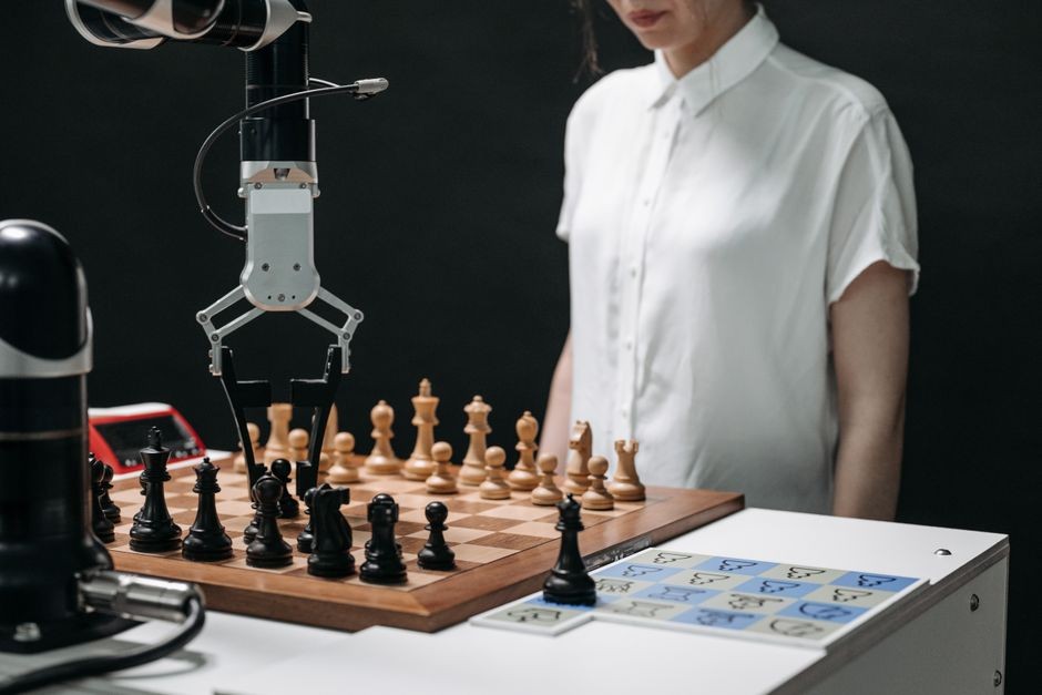 AI hardware drives 4% air freight growth amid e-commerce slump