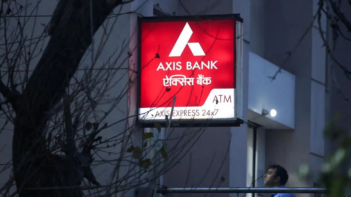 Axis Bank Q1 net profit rises 23% to ₹7,114 crore